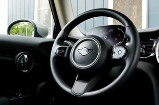MINI One MINI One Mini 1.5 First Essential Rijklaarprijs-Garantie Navigatie Led Airco 17 Inch Apple carplay - afbeelding nr 31