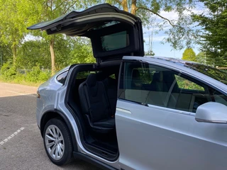 Tesla Model X Tesla Model X 90D BASE / TREKHAAK / CAMERA / NAVI / ECC / LUCHTVERING / PDC - afbeelding nr 8