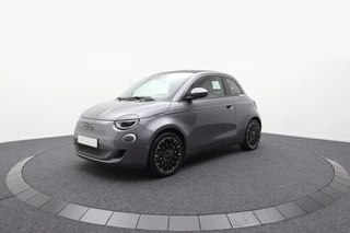 Fiat 500e Fiat 500e Cabrio La Prima 42kWh | ACC | Winterpack | JBL | Camera | CarPlay - afbeelding nr 4