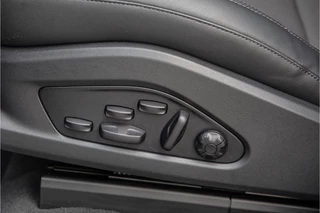 Porsche Macan Porsche Macan 4 100 kWh Panorama, Trekhaak, 22