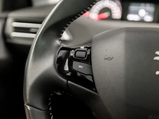 Peugeot 308 Peugeot 308 SW 1.2 PureTech Sport (PANORAMADAK, APPLE CARPLAY, GROOT NAVI, PARKEERSENSOREN, SPORTSTOELEN, GETINT GLAS, CRUISE, LANE ASSIST, NIEUWE APK, NIEUWSTAAT) - afbeelding nr 19