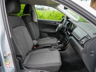 Volkswagen T-Cross Volkswagen T-Cross 1.0 TSI 116PK Automaat Life Edition | APPLE CARPLAY | CRUISE CONTROL | - afbeelding nr 4