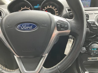 Ford Fiesta Ford Fiesta 1.0 EcoBoost Titanium X 101 pk | dealer onderhouden | climate control | trekhaak | camera | cruise control - afbeelding nr 25