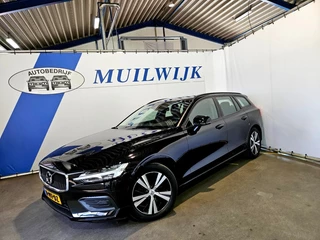 Volvo V60 Volvo V60 2.0 B3 Momentum Advantage / CarPlay / Navi / NL Auto - afbeelding nr 2