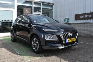 Hyundai Kona Hyundai Kona 1.6 GDI HEV Fashion Cam/Navi/Pdc/Heads-up/trekhaak 