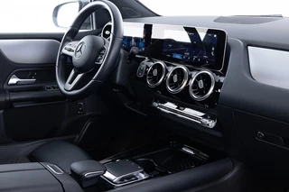 Mercedes-Benz B-Klasse Mercedes-Benz B-Klasse 180 Advantage Automaat | Full LED | Half LEDER | NAVI - afbeelding nr 3