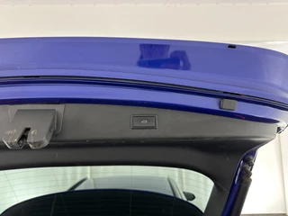 SEAT Leon SEAT Leon Sportstourer 1.5 eTSI FR Launch Edition Aut. *FULL-LED | DIGI-COCKPIT | NAVI-FULLMAP | LEATHER-MICROFIBRE | CARPLAY | KEYLESS | SHIFT-PADDLES | SPORT-SEATS | HEATED-SEATS | AMBIENT-LIGHT | CAMERA | ECC | PDC | CRUISE | TOWBAR | 17' - afbeelding nr 27