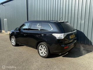 Mitsubishi Outlander Mitsubishi Outlander 2.0 PHEV Executive Edition NAP/ CAMERA - afbeelding nr 3