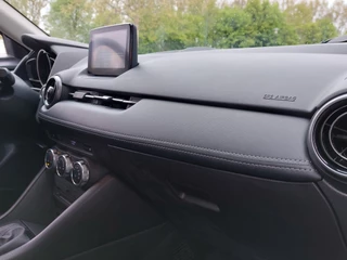 Mazda CX-3 2.0 SkyActiv-G 120pk Sportive | Origineel NL | Clima | Cruise | Pdc | Stoelverwarming | Licht+Regensensor | Privacy Glass | 18''lm | Trekhaak - afbeelding nr 33
