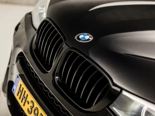 BMW X4 BMW X4 xDrive20i M Sport High Executive 184Pk Automaat (NAVIGATIE, M PAKKET, HARMAN/KARDON, GETINT GLAS, LEDEREN SPORTSTOELEN, STOELVERWARMING, XENON, PARKEERSENSOREN, ZWART HEMEL, NIEUWSTAAT) - afbeelding nr 34