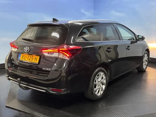 Toyota Auris Toyota Auris Touring Sports 1.2T Navi | Clima | Cruise | Pano | Camera | Trekhaak - afbeelding nr 4