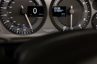 Aston Martin V12 Vanquish Aston Martin Vanquish Volante 6.0 V12 2+2|CarbonBlack|Ceramic| - afbeelding nr 43