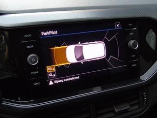Volkswagen T-Cross Volkswagen T-Cross 1.0 TSI United Edition - 2020 - 32DKM - Navigatie - PDC - Cruise - afbeelding nr 24