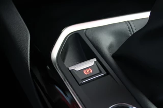 Peugeot 3008 Peugeot 3008 1.2 130PK BLUE LEASE PREMIUM | 19