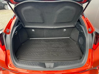 Toyota C-HR NL auto | JBL audio | Vol leder - afbeelding nr 4