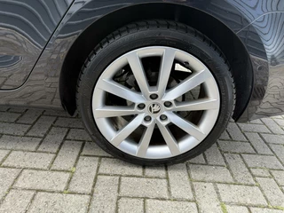 Škoda Octavia Skoda Octavia Combi 1.0 TSI  Style Bus. FUL Leder Memory Stoel - afbeelding nr 29