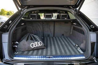 Audi Q8 Audi Q8 60 TFSI e Competition | Nieuw | Facelift | Laser | 4w besturing | Pano | B&O | Massage | Trekhaak | 23 inch | - afbeelding nr 42