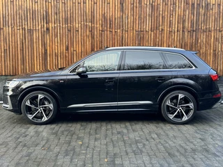 Audi Q7 Audi Q7 55 TFSI e quattro Pro Line S | Panoramadak | Camera rondomzicht | LED verlichting | Keyless pakket | Leer/alcantara bekleding | Voorstoelen verwarmd | 22 inch SQ7 velgen | Getint glas | Dodehoekdetectie - afbeelding nr 67