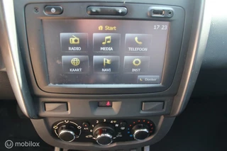 Dacia Duster Dacia Duster 1.2 TCe 4x2 10th Anniversary Leder/Navi/Cruise - afbeelding nr 17