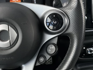 Smart Fortwo smart fortwo 1.0 Passion | NL Auto | UNIEK | Automaat | Zeer Zuinig | Climate Control | Panorama dak | Navigatie | Cruise Control | - afbeelding nr 16