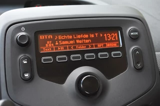 Toyota Aygo Toyota Aygo 1.0 VVT-i x-fun  Airco | Bluetooth | Dealer Onderhouden | - afbeelding nr 14