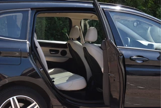 BMW 2 Serie BMW 2 Serie Gran Tourer 218i High Executive Sport Driving Assistant Plus | Vol | Open dak | Elekt.stoelen | Keyless | Nav | Climate Contr | Stoelverwarming | Full LED - afbeelding nr 10