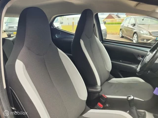 Toyota Aygo Toyota Aygo 1.0 VVT-i x Airco, lm, achteruitrijcamera. - afbeelding nr 20