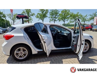 Ford Focus Ford Focus 1.0 EcoB. Tr Ed. bns - afbeelding nr 14