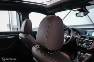 BMW X1 BMW X1 xDrive20i High Executive | 4x4 | HUD | Trekhaak | Leder | Orig NL auto | Dealer onderhouden | Camera | rijklaarprijs | - afbeelding nr 34