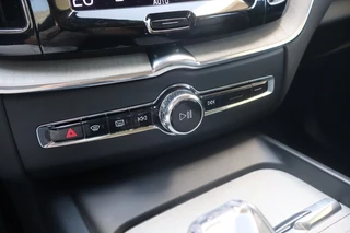 Volvo XC60 Volvo XC60 2.0 B4 Inscript. | Geen import | Schuifdak | Leer | Camera - afbeelding nr 22
