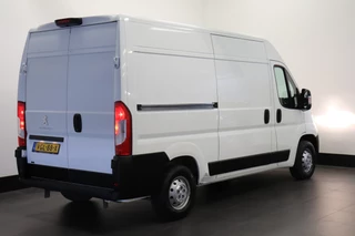 Peugeot Boxer - Airco - Navi - Cruise - € 14.499,- Excl. - afbeelding nr 3