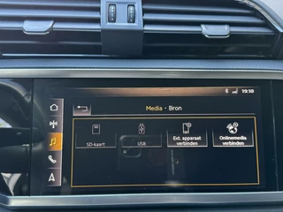 Audi Q3 Audi Q3 35 TFSI Pro Line Automaat 150pk | Climate control | Cruise control | Apple CarPlay | Trekhaak uitklapbaar | Sportstoelen | LED verlichting | Zwart optiek pakket | Parkeersensoren achter - afbeelding nr 17