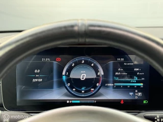 Mercedes-Benz E-Klasse Mercedes E-klasse 220D AMG-Pakket | Multibeam | Pano | HUD | - afbeelding nr 26