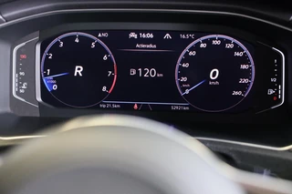 Volkswagen T-Roc Volkswagen T-Roc Cabrio 1.5 TSI R-Line / AUT / Acc / Digital Cockpit / Lane Assist / Dode Hoek / Leder / Camera / Navi / 20 Inch - afbeelding nr 23