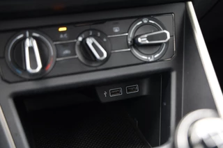 Volkswagen Polo Volkswagen Polo 1.0 TSI 95pk Comfortline  Navi Airco ACC DAB+ CarPlay NL-Auto NAP! - afbeelding nr 22