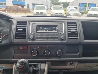Volkswagen Transporter Volkswagen Transporter 2.0 TDI L2H1 Airco Trekhaak Sidebars - afbeelding nr 30
