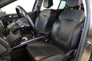 Renault Mégane Estate Renault Mégane Estate 1.5 dCi Série Signature Exclusiv |Massage|Stuurverwarming|Leder| - afbeelding nr 11