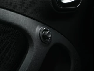 Smart Forfour (INCL-BTW) *COMFORT-SEATS | CARPLAY  | AIRCO | CRUISE | MICROFIBRE | PDC | 16''ALU* - afbeelding nr 19
