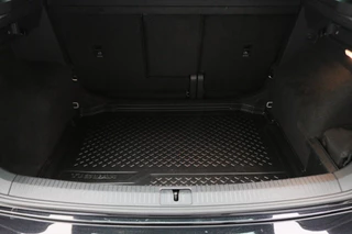 Volkswagen Tiguan Leer, Panoramadak, ACC, Camera, Apple Carplay, DAB, PDC, Trekhaak, 19'' - afbeelding nr 17