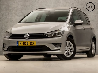 Volkswagen Golf Sportsvan Automaat (NAVIGATIE, CLIMATE, STOELVERWARMING, ADAPTIVE CRUISE, SPORTSTOELEN, PARKEERSENSOREN, GETINT GLAS, LM VELGEN, NIEUWE APK, NIEUWSTAAT) - afbeelding nr 1