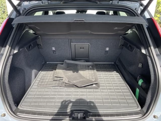 Volvo XC40 | Trekhaak | CarPay | Camera | Keyless | LED | 18 inch - afbeelding nr 28