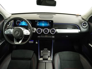 Mercedes-Benz GLB Mercedes-Benz GLB 200 AMG // Panoramadak // Sfeerverlichting // Carplay // Nightpakket // Camera // LED - afbeelding nr 16