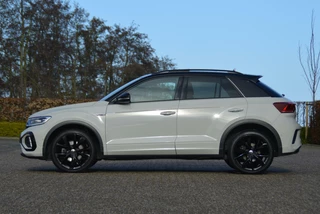 Volkswagen T-Roc Volkswagen T-Roc 1.5 TSI R-Line Edition Black Style panoramadak/trekhaak - afbeelding nr 25