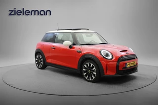 MINI Electric Mini Yours 33 kWh - Panorama, Carplay, Leer, Cruise, Stoelverw.