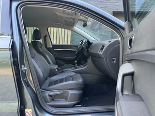 SEAT Ateca Seat Ateca 1.0 EcoTSI Limited Edition Volleer | Stoelverwarming | Apple CarPlay | Navigatiesysteem | Elektrisch bedienbare achterklep | Lichtmetalen velgen | Draadloze telefoonlader | Lane assist & Blind Spot detectie | Parkeersensoren voor en achter - afbeelding nr 35