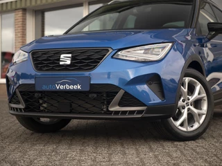 SEAT Arona SEAT Arona 1.0 EcoTSI 116pk FR DSG | Full LED | Keyless | ParkAssist + Camera | App-Connect | Armsteun vóór | Black Pack | Wireless Charge - afbeelding nr 20