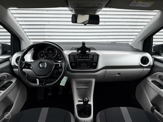Volkswagen up! Volkswagen Up! 1.0 BMT high up! Stoelverwarming Cruise Control DAB Climate Control 16” PDC - afbeelding nr 2
