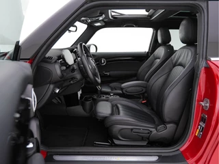 MINI Electric (INCL-BTW) Aut. *PANO | FULL-LEATHER | FULL-LED | HARMAN/KARDON-SOUND | KEYLESS | CAMERA | SPORT-SEATS | NAVI-FULLMAP  | ECC | HEATED-SEATS | AMBIENT-LIGHT | DAB | DIGI-COCKPIT | PDC | 17
