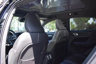 Volvo C40 Volvo C40 Twin Intro Edition 408Pk/78kWh | Getint glas | Trekhaak - afbeelding nr 16