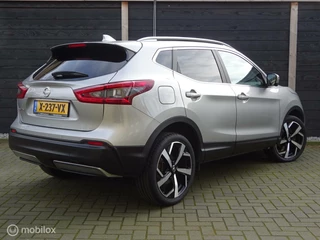 Nissan QASHQAI Nissan Qashqai 1.2 Tekna + Automaat / speciaal leder / 19